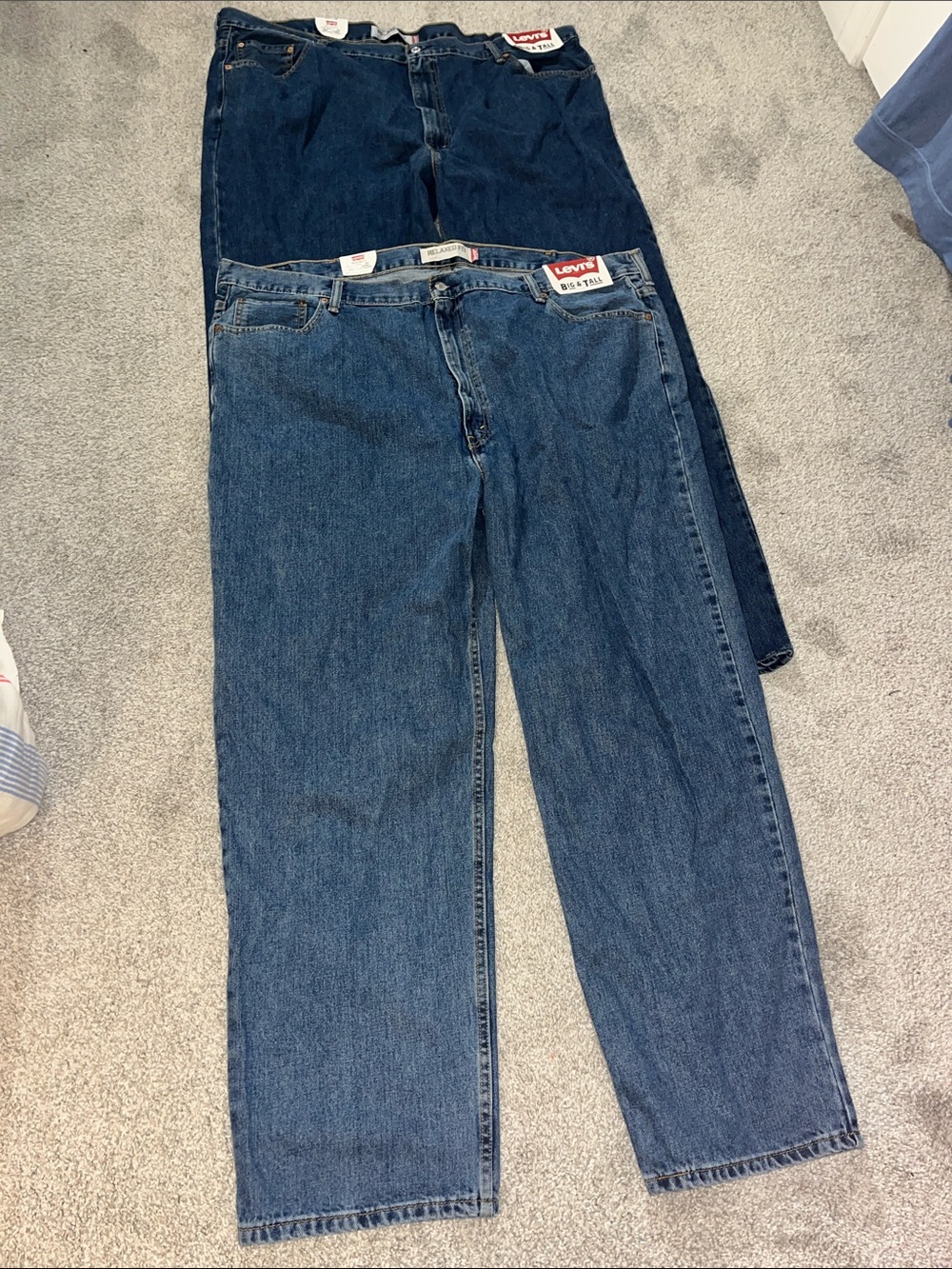 New Big Tall Levi’s 5 pocket Denim Blue Jeans Model # 550 -48 waist Mens 32” ins